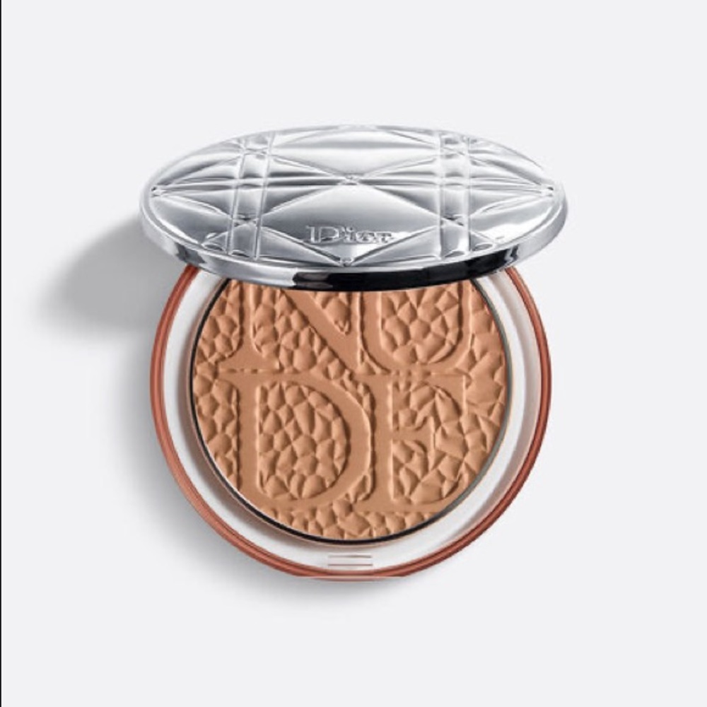 Dior Diorskin Mineral Nude Bronze Wild Earth Collection in shade 01 Soft Terra